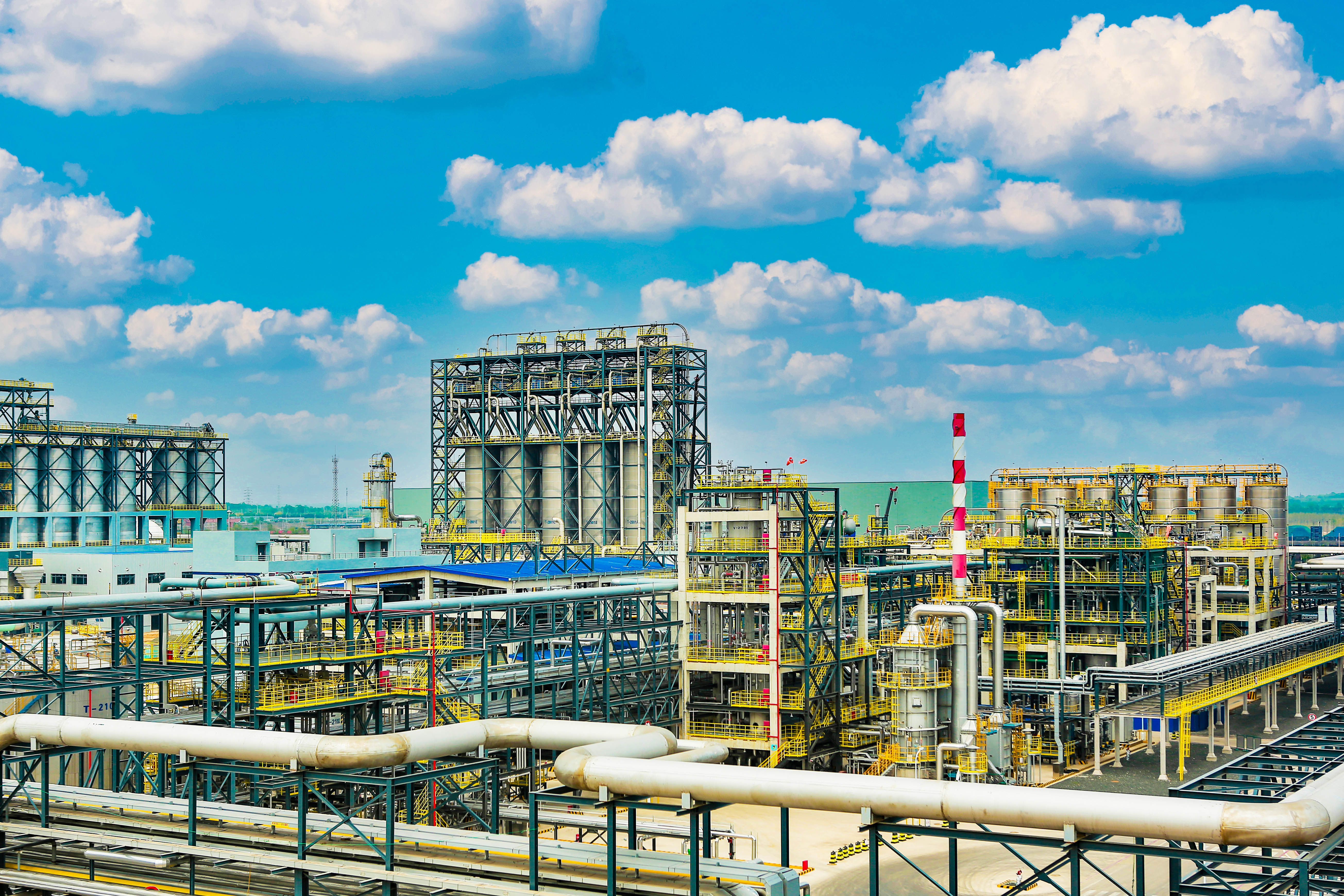 海灣(wān)集團召(zhao)開今年(nian)第二次(ci)安委會(huì)